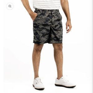 Good good golf camo shorts